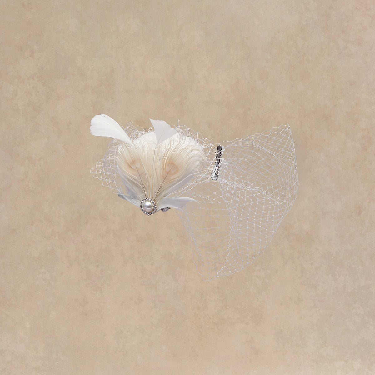 Elegant Ivory Feathered Fascinator Victorian Style Feather Clip Fascinator - Ivory – Zucker  main image 2