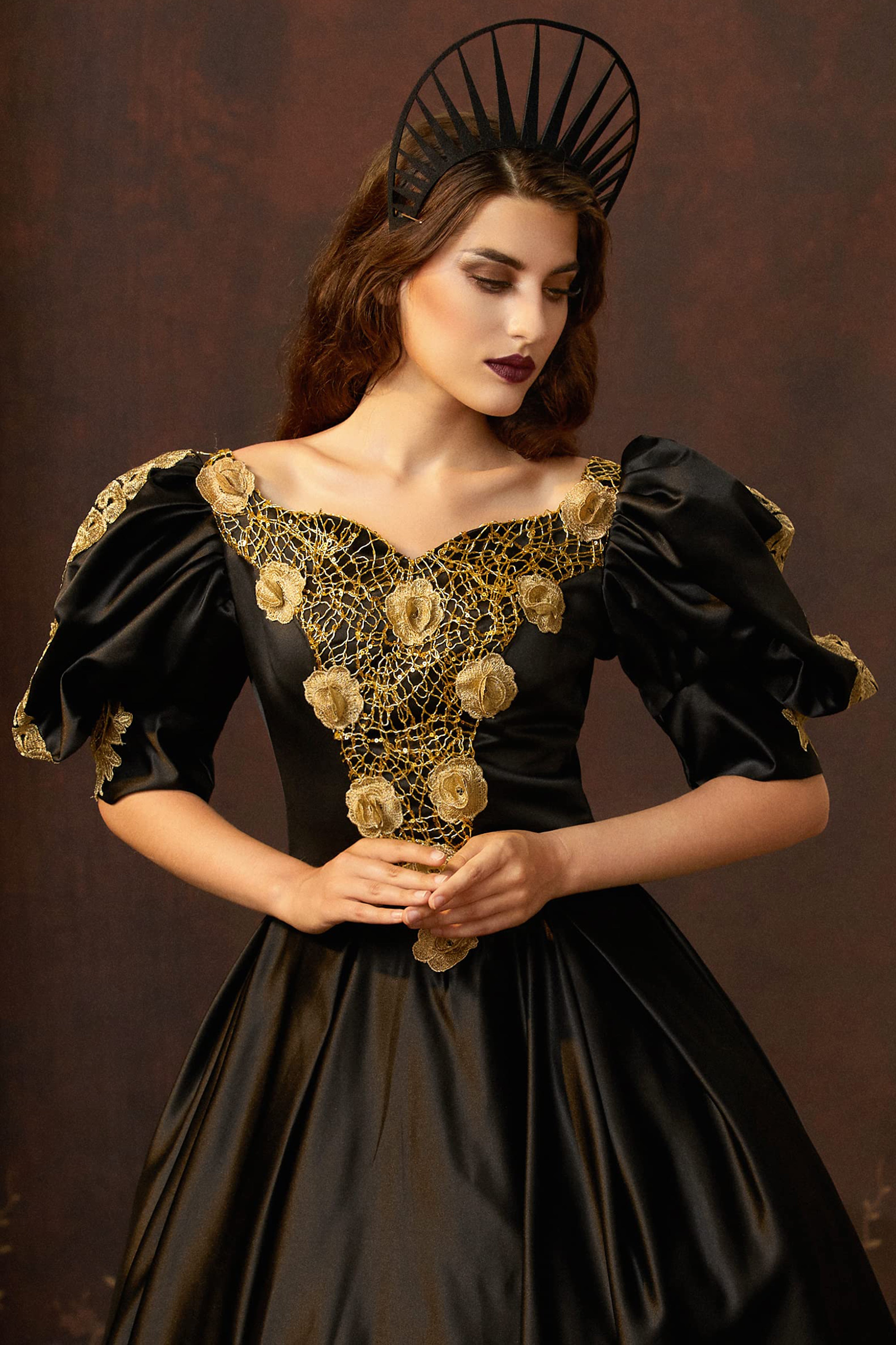 Adjustable Sunburst Halo Crown | Black | 4