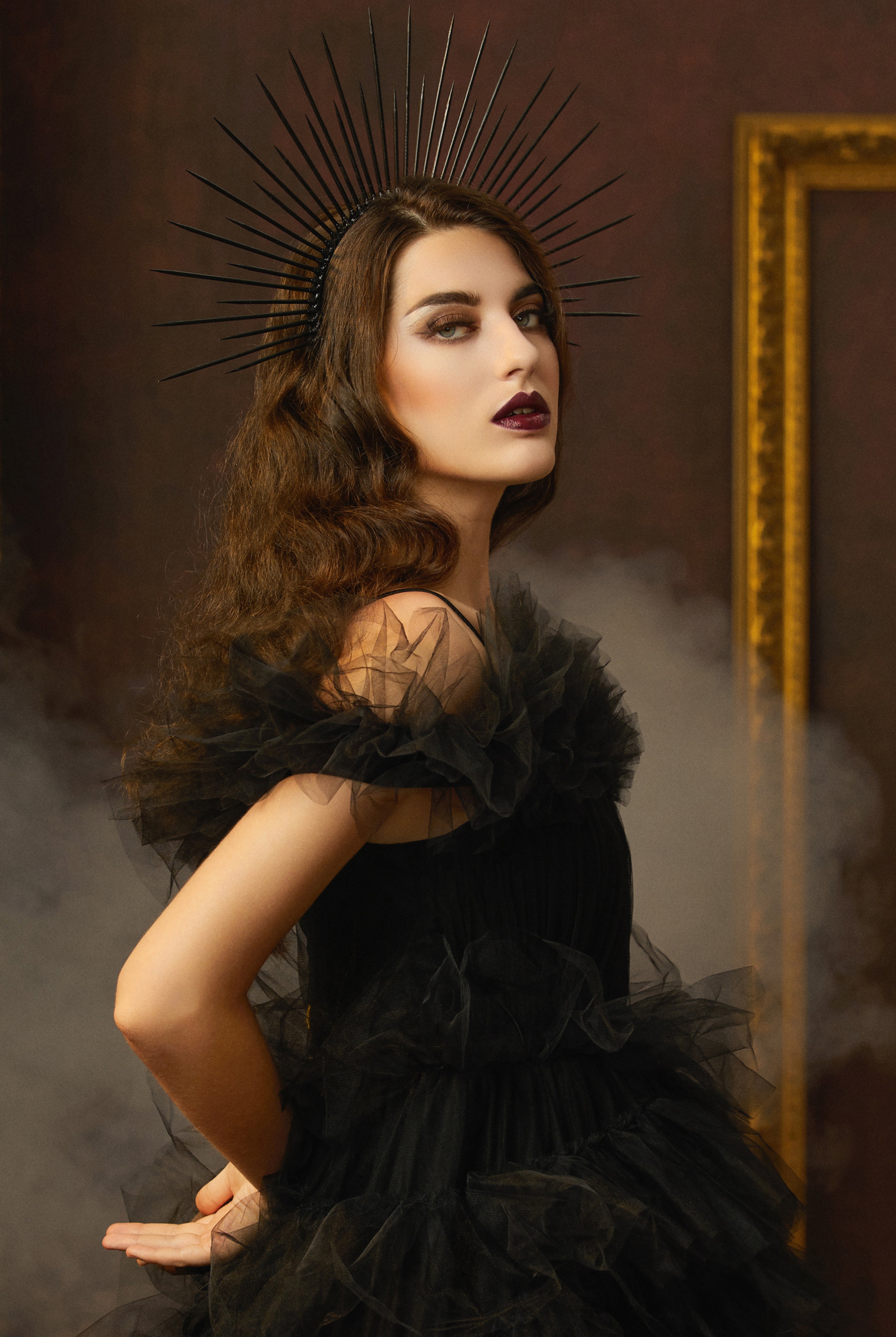 Greek Goddess Sunburst Mary Halo Crown | Black | 4