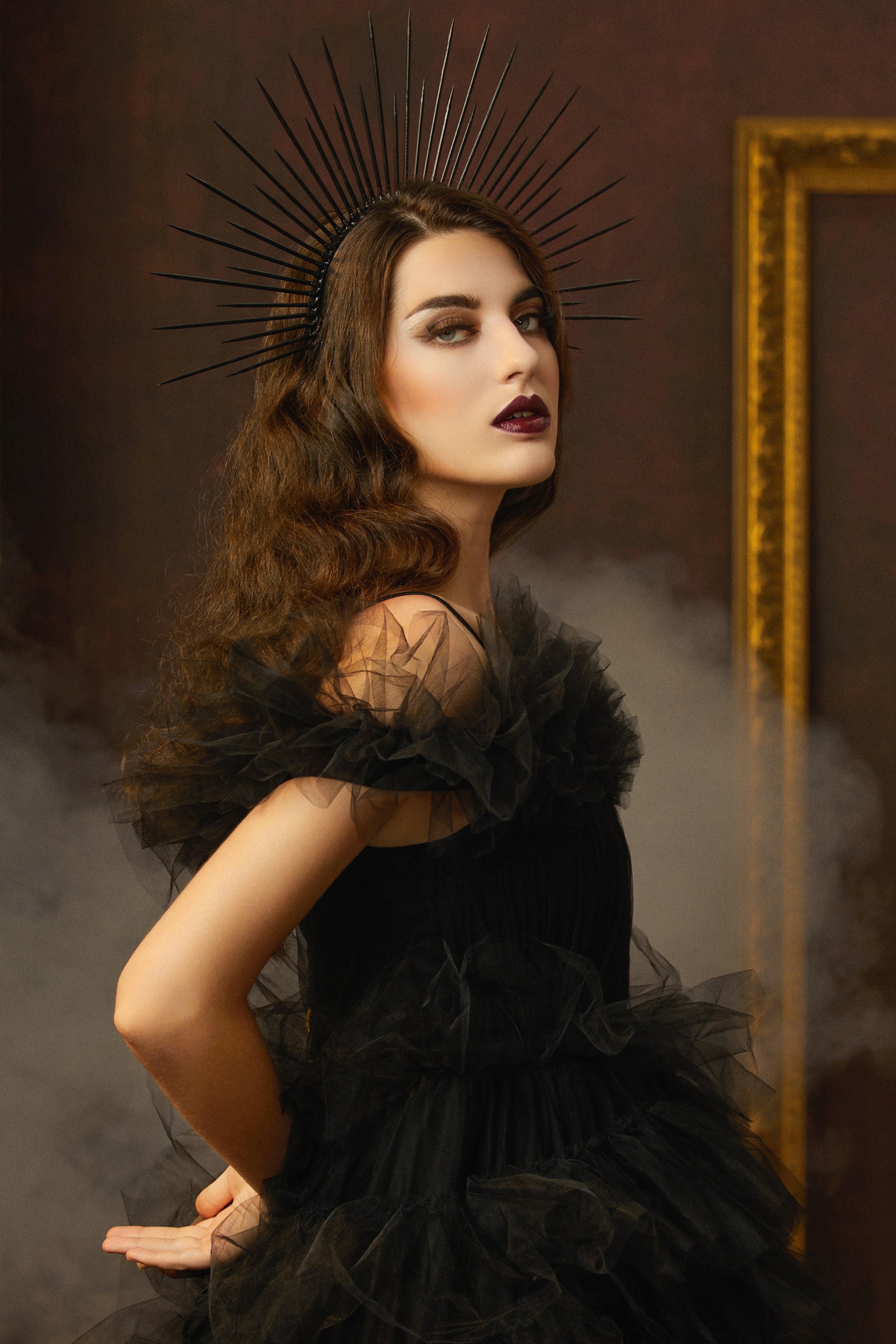 Greek Goddess Sunburst Mary Halo Crown | Black | 4