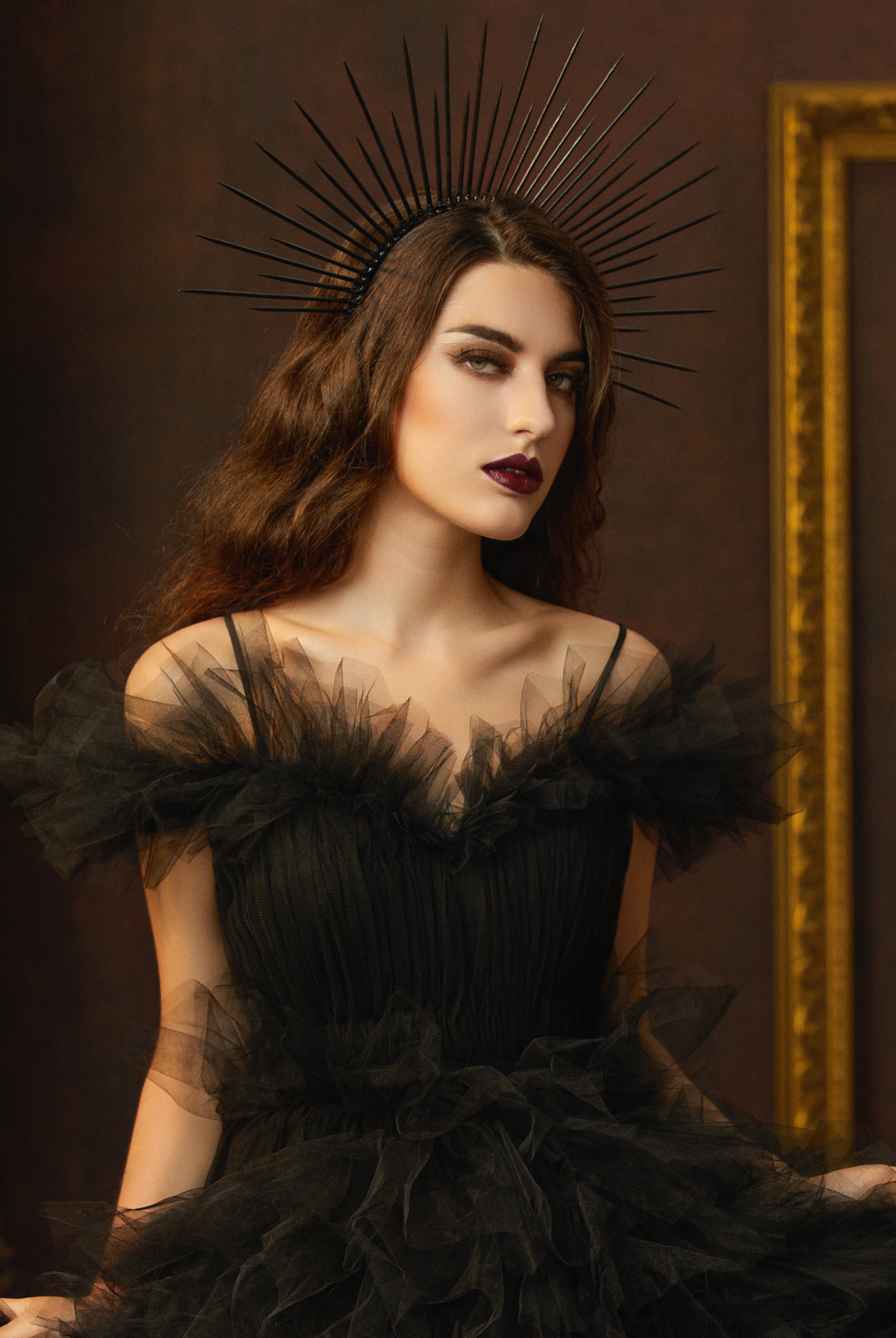 Greek Goddess Sunburst Mary Halo Crown | Black | 3