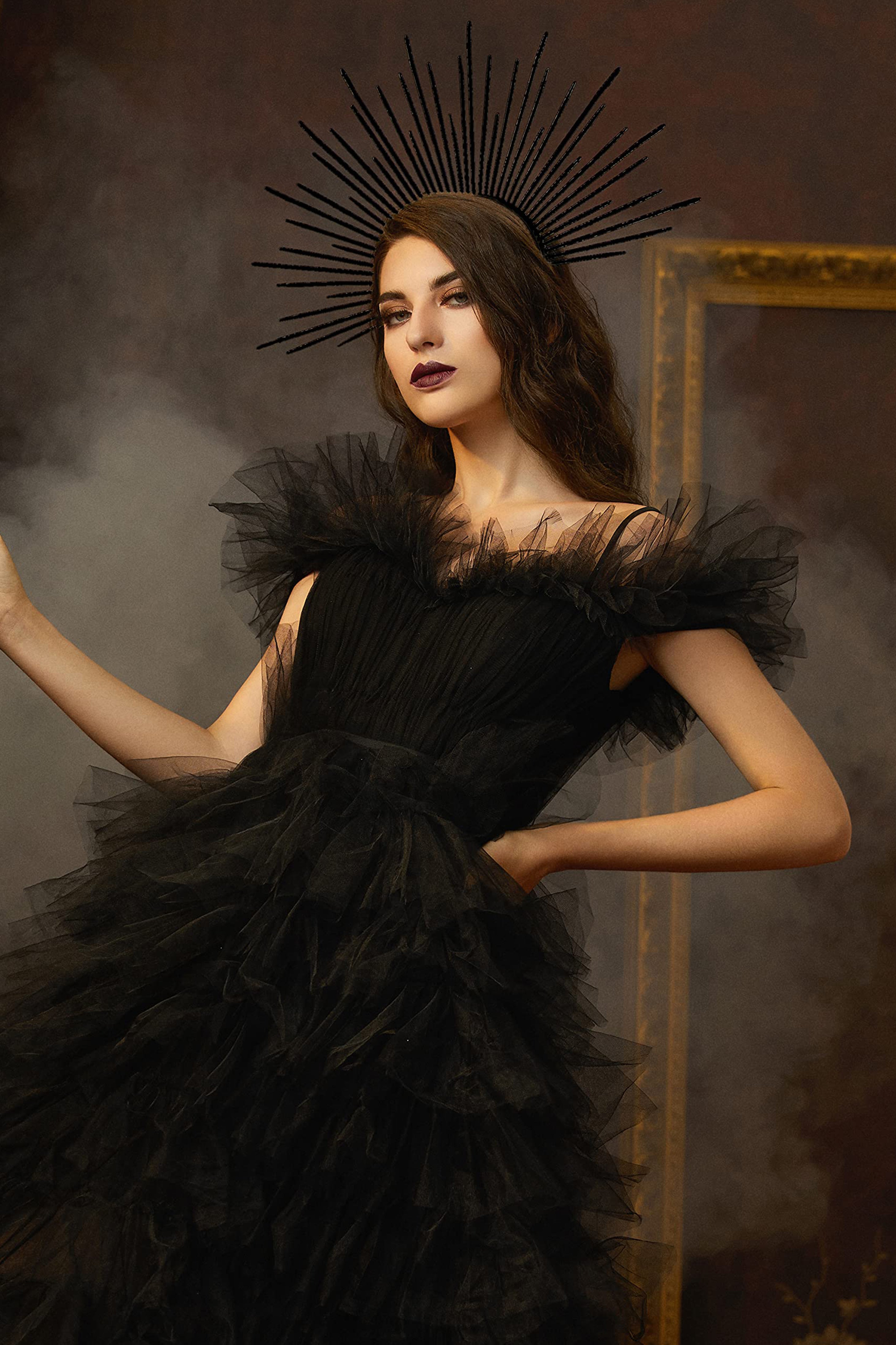 Sunburst Spiked Mary Halo Crown | Black | 4