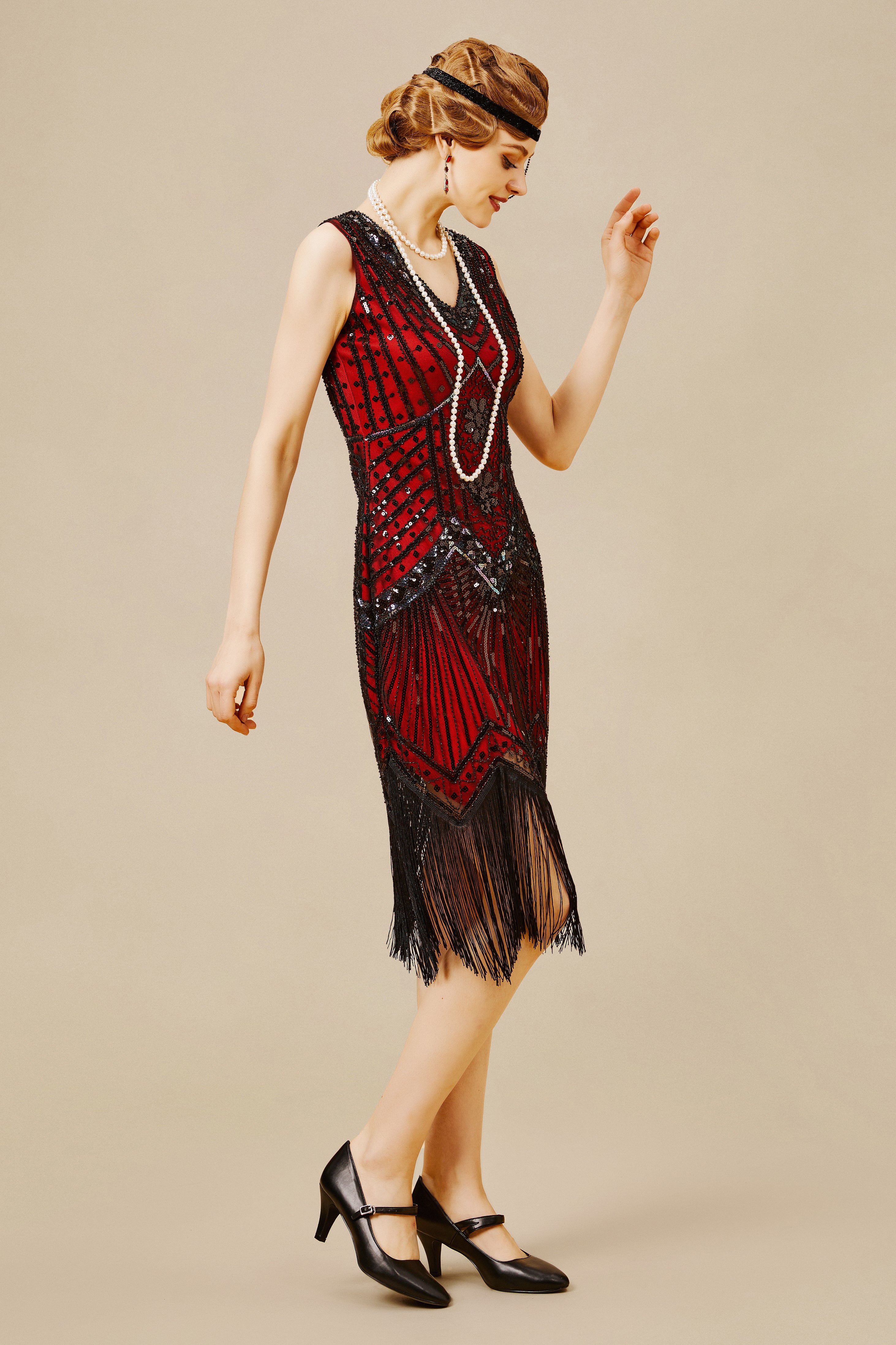 1920 red dress BABEYOND Charleston Shine Fringe Dress, 1920s Dresses, Velvet Rouge, 18 except for taller ladies 4,800+ 1920 Dresses Stock Photos,