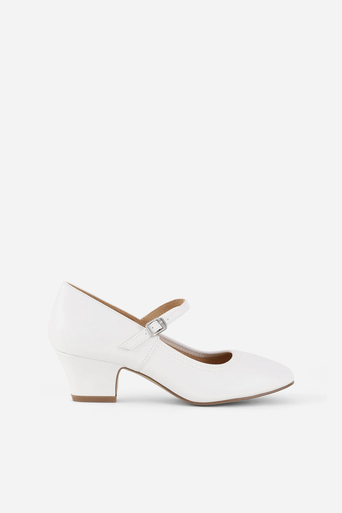 Classic Round Toe Mary Jane Shoes - BABEYOND