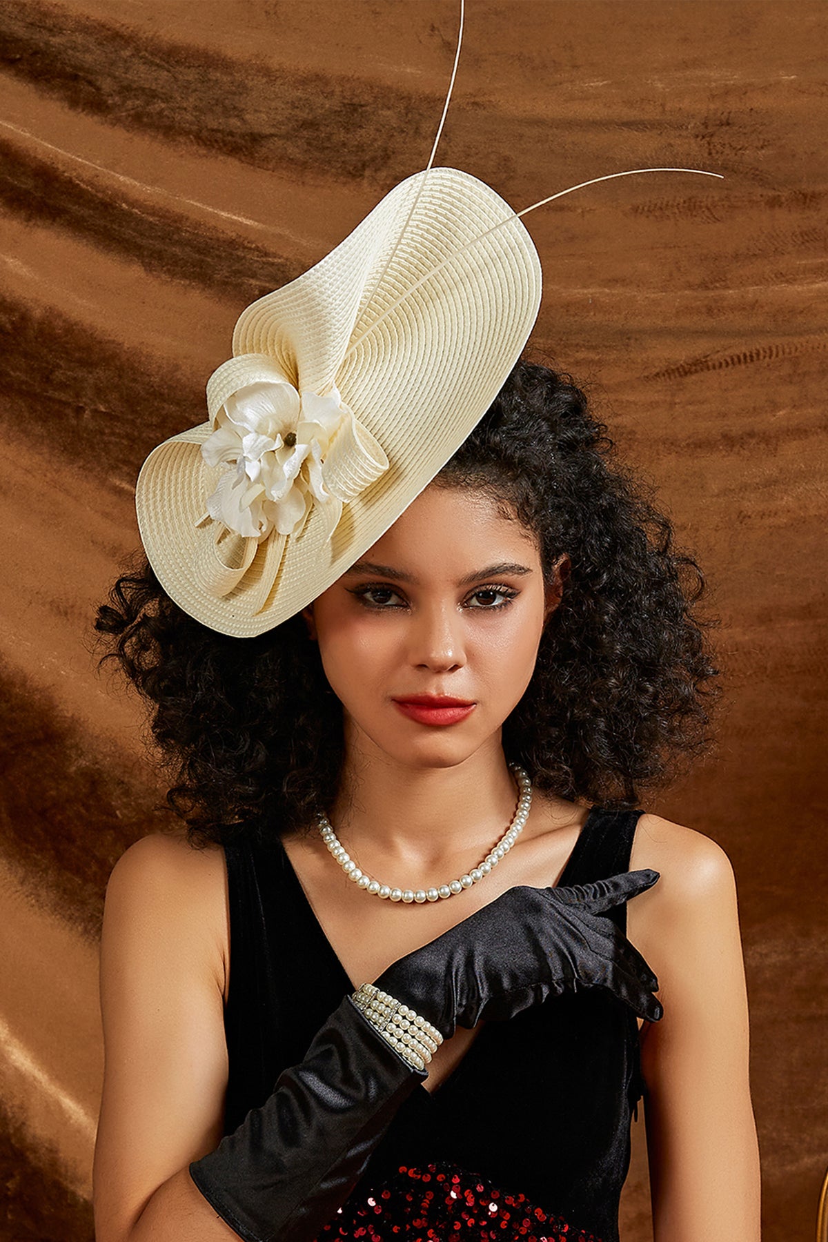 Shop Fascinator Hat - Floral Embellished Fascinator | BABEYOND display picture 2