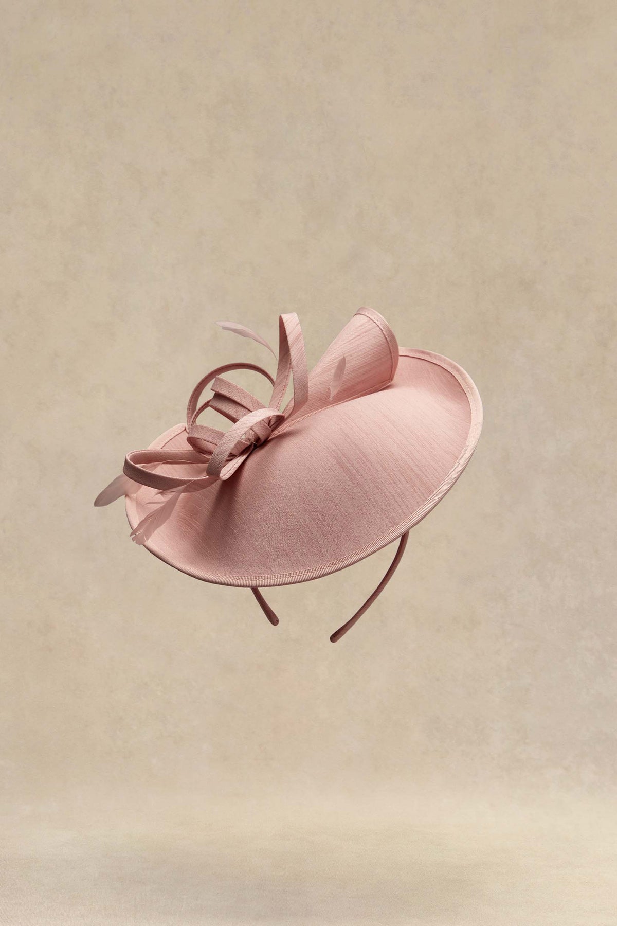 Shop Fascinator Hat - Pillbox Feather Cocktail Fascinator  display picture 1