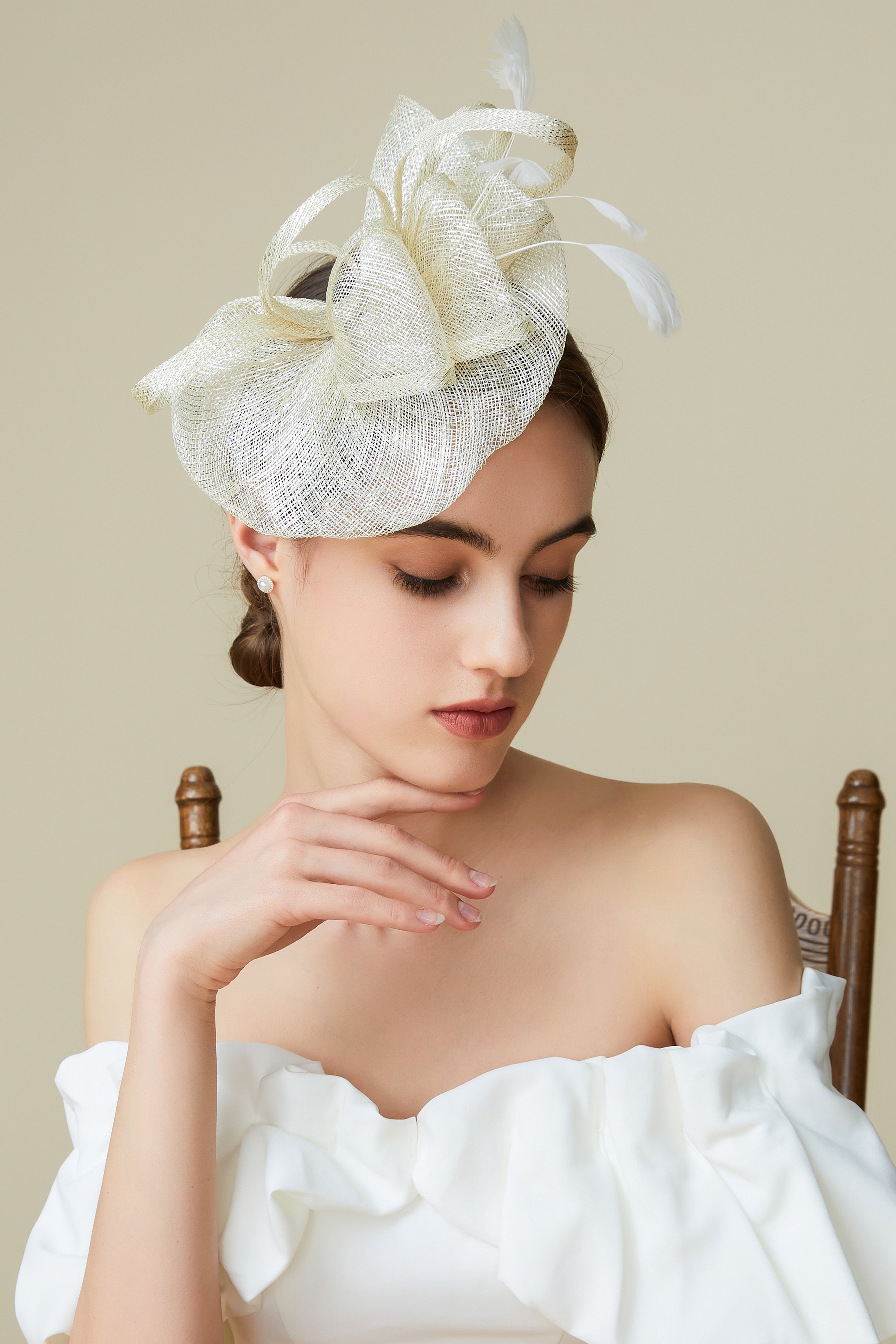 Classic Elegant Pillbox Fascinator | Cream White | 1