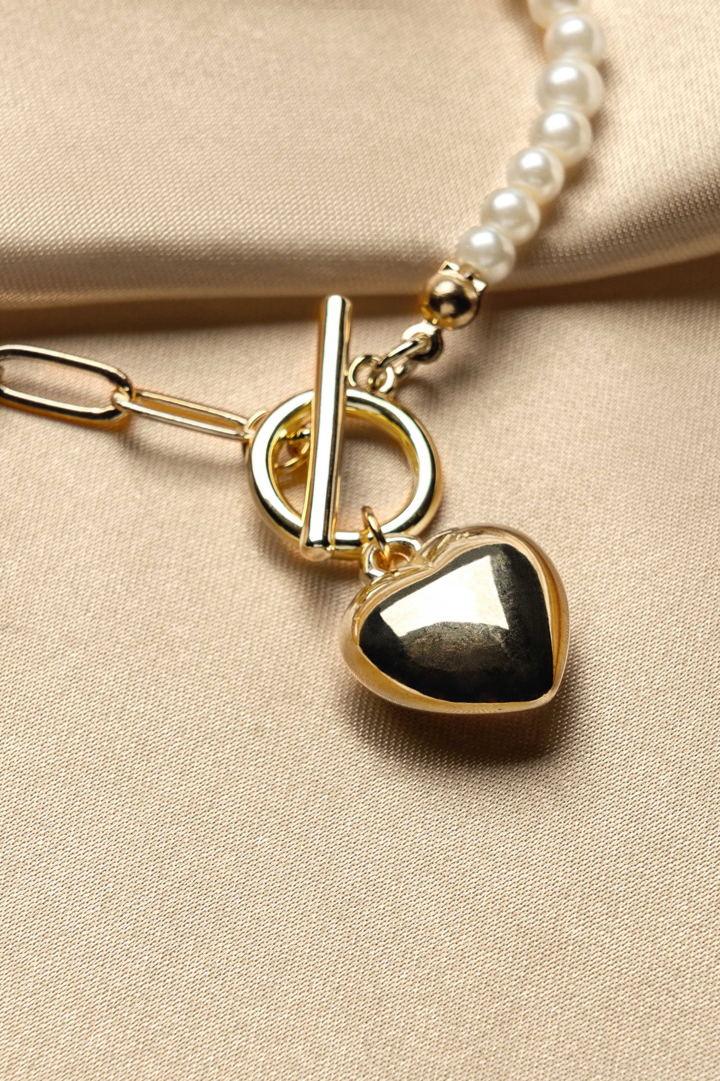 Heart-Shaped Pendant Pearl Necklace | Style 1 | 3