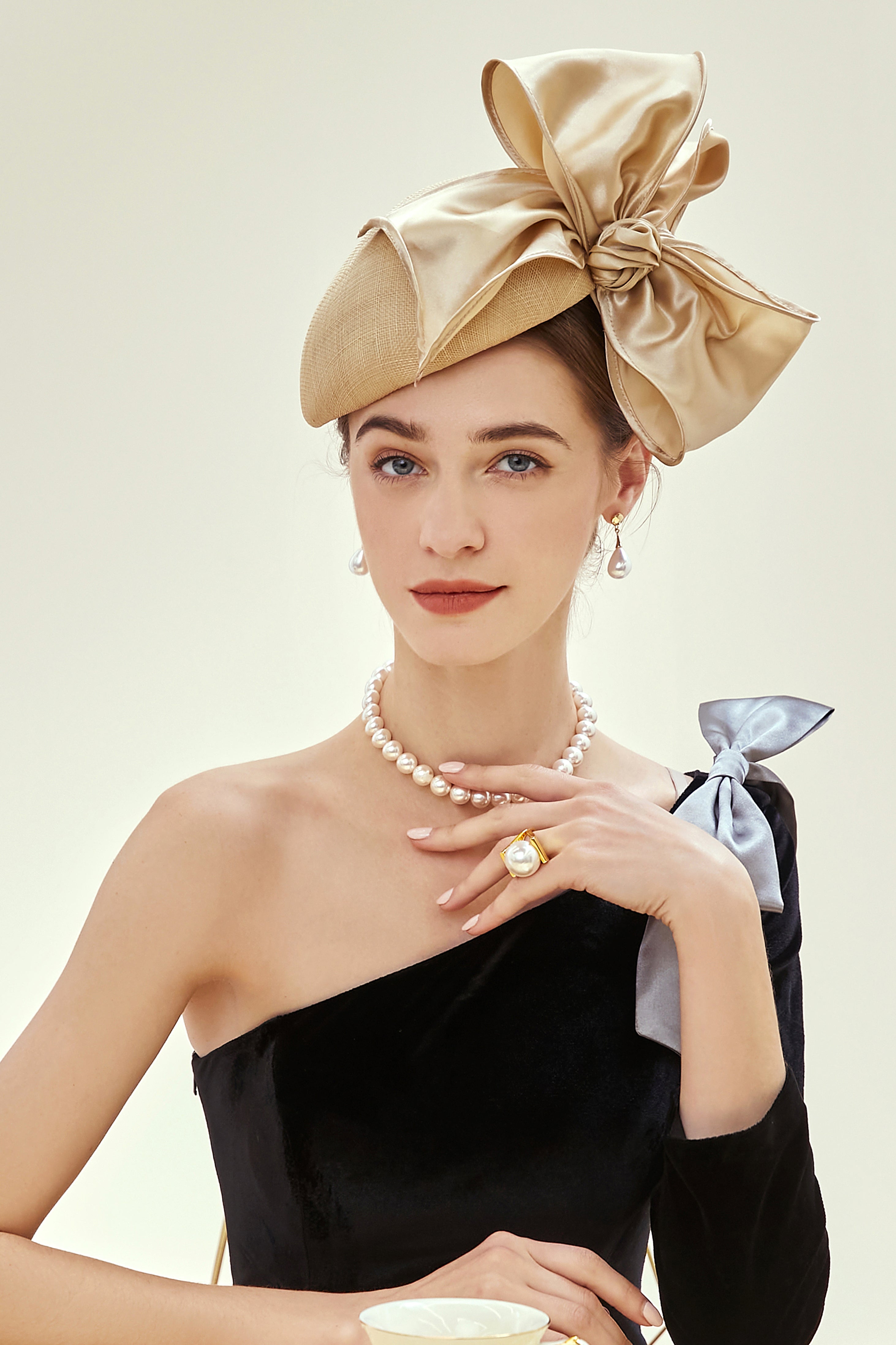 Stylish Bow Knot Pillbox Fascinator | Champagne | 2